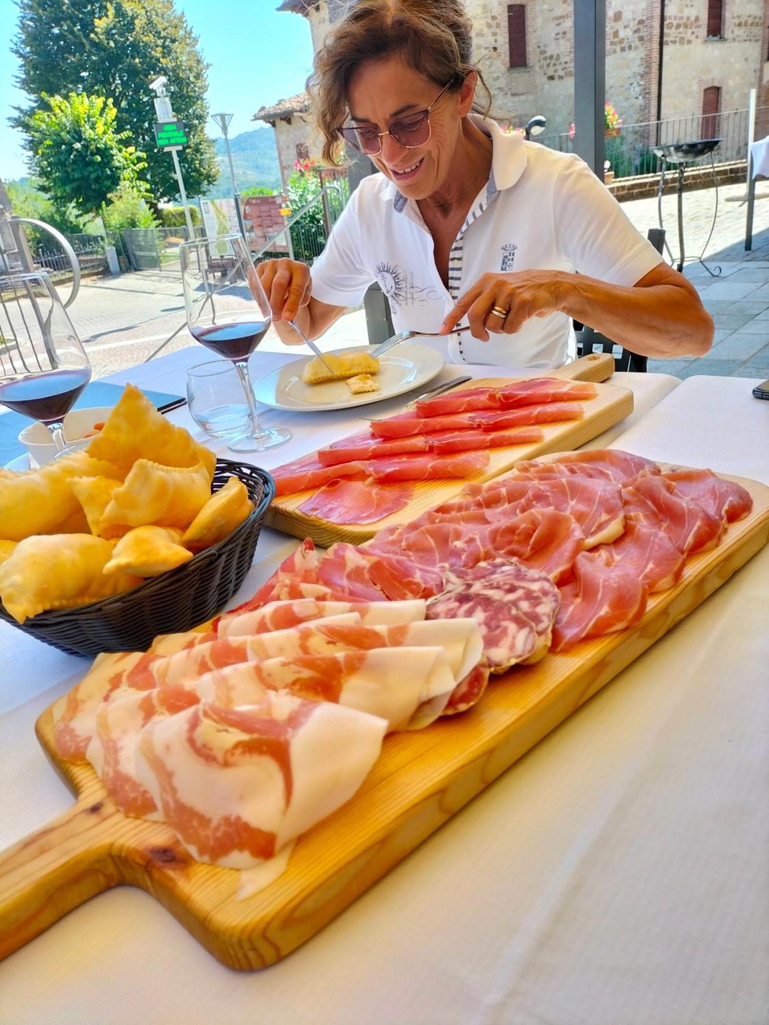 App.To Pian Del Ronco Lägenhet Pellegrino Parmense Exteriör bild